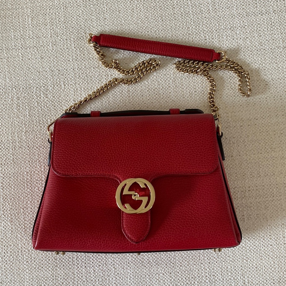 NEVER WORN Gucci crossbody bag Red